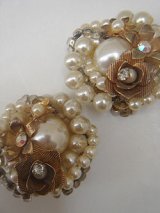 pearl & flower big earring