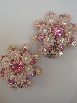 画像1: pink flower & rhinestone earring