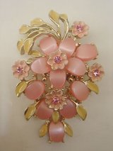 pink flower brooch