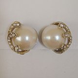 pearl & rhinestone design earring