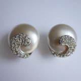 pearl & ruinestone earring