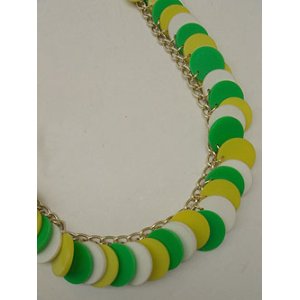 画像: green,yellow,white plastic necklace