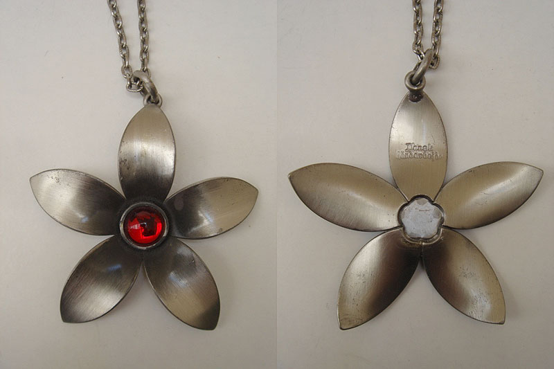 画像: "Dansk" flower necklace