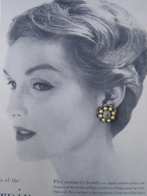 画像: "MIRIAM HASKELL" glass flower earring