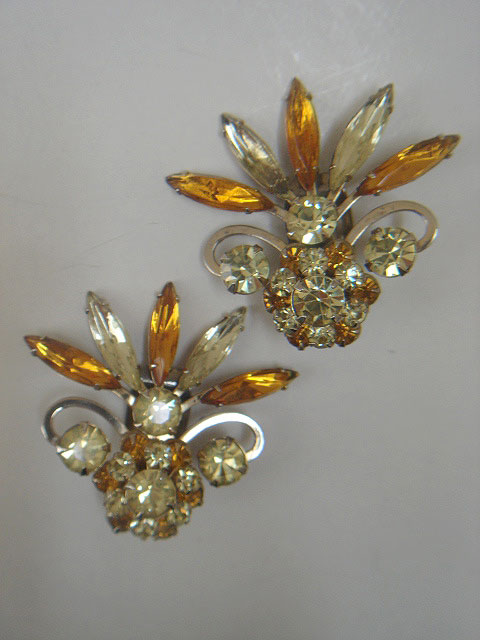 画像: "Judy Lee" yellow rhinestone earring