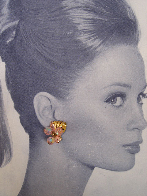 画像: gold & pink earring