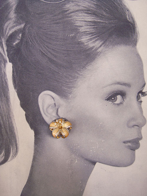 画像: "NOLAN MILLER" enamel flower earring